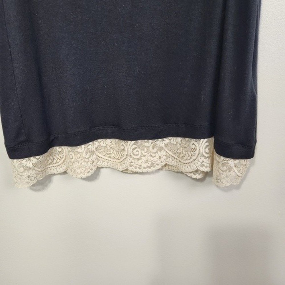 Logo Layers by Lori Goldstein Black Tank with Beige Lace Trim Size M - Picture 5 of 13